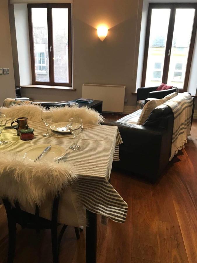 Centre Of Dingle Town - Luxury Holiday Apartment Екстериор снимка