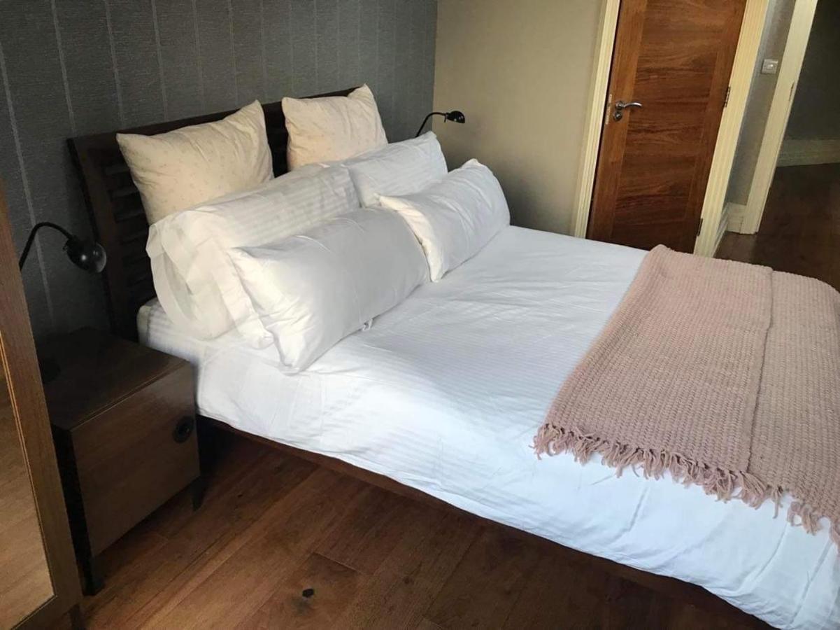 Centre Of Dingle Town - Luxury Holiday Apartment Екстериор снимка