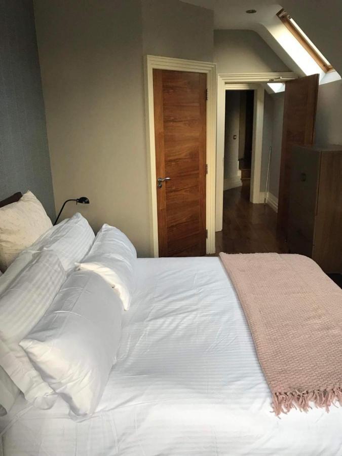 Centre Of Dingle Town - Luxury Holiday Apartment Екстериор снимка